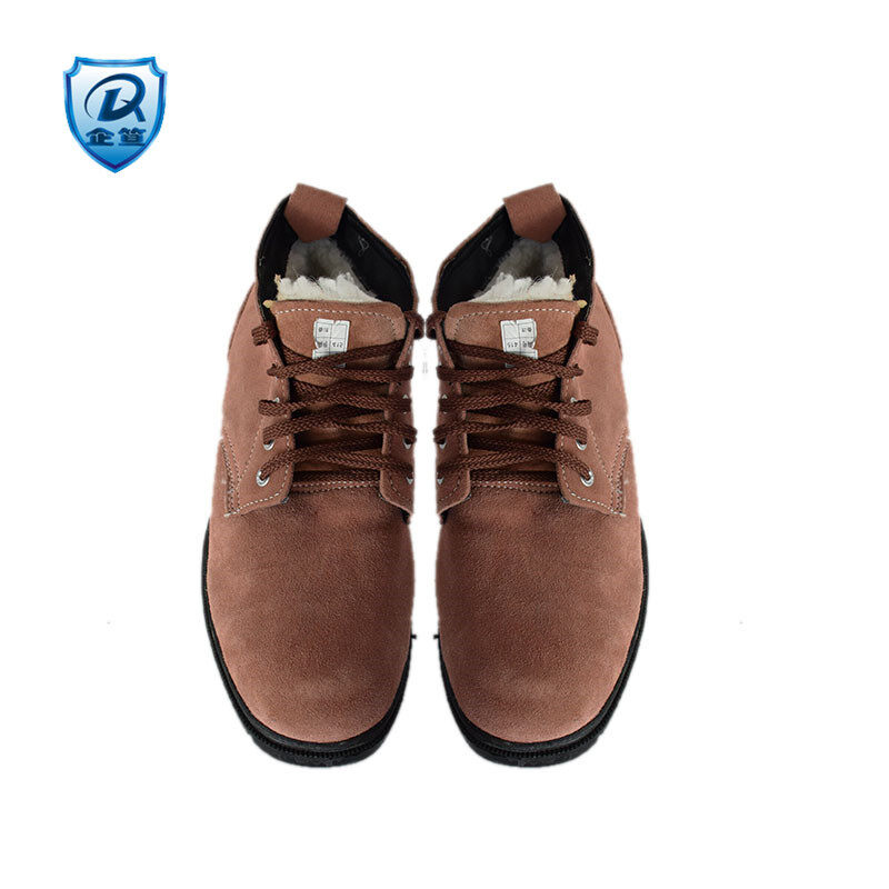 Buy Prices da cold boots the bulk of the wool shoes first layer of leather boots Warm Snow wear non-slip tooling labor cotton-padded shoes Malaysia